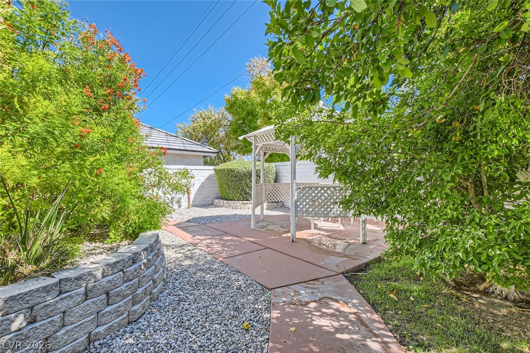 221 Dalmatian Lane Las Vegas NV 89107