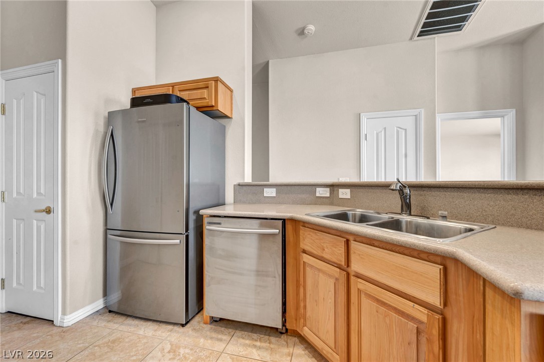 7112 Cabin Fever Street 101 Las Vegas NV 89149