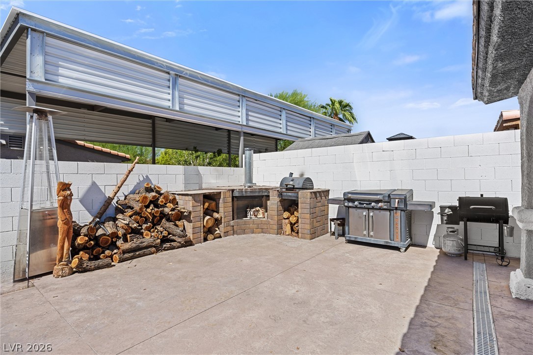 1691 Tangerine Rose Drive Las Vegas NV 89142