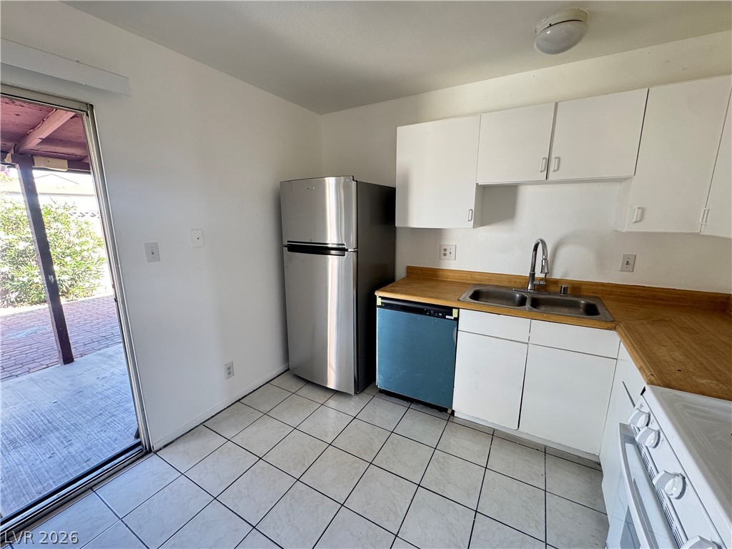 3932 Calle Mirador Las Vegas NV 89103
