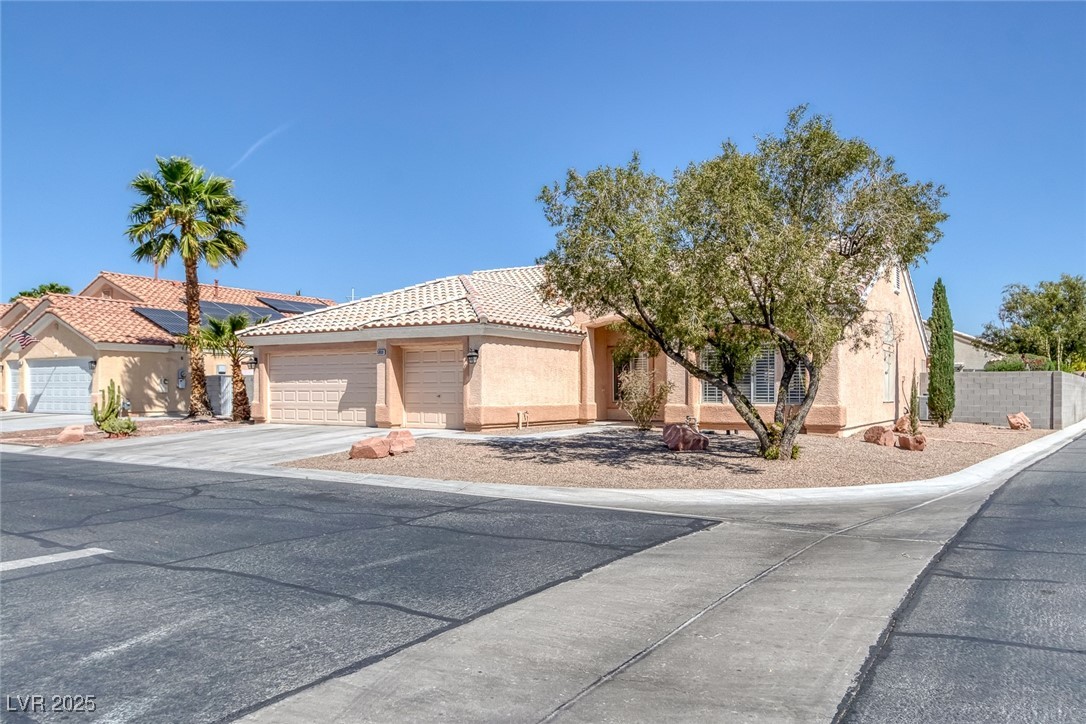 5808 Spinnaker Reach Avenue Las Vegas NV 89130