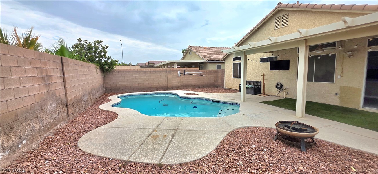 3806 Singing Lark Court North Las Vegas NV 89032