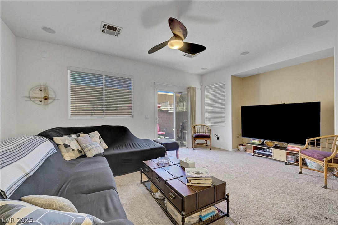 7384 Emerald Glow Street Las Vegas NV 89123