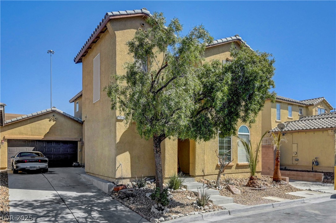7384 Emerald Glow Street Las Vegas NV 89123
