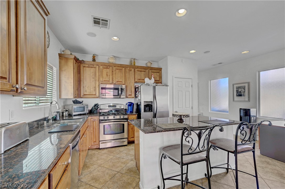7384 Emerald Glow Street Las Vegas NV 89123
