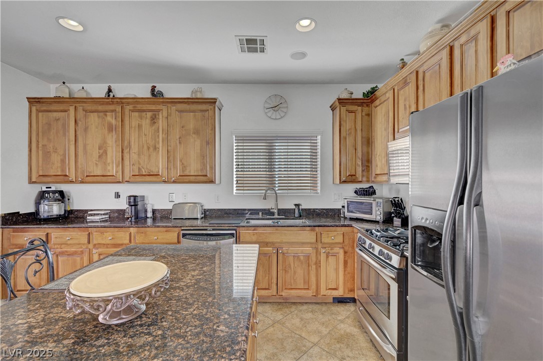 7384 Emerald Glow Street Las Vegas NV 89123