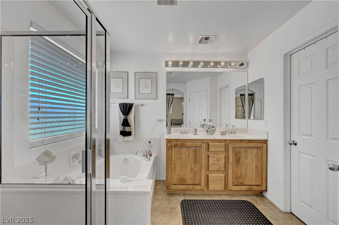 7384 Emerald Glow Street Las Vegas NV 89123