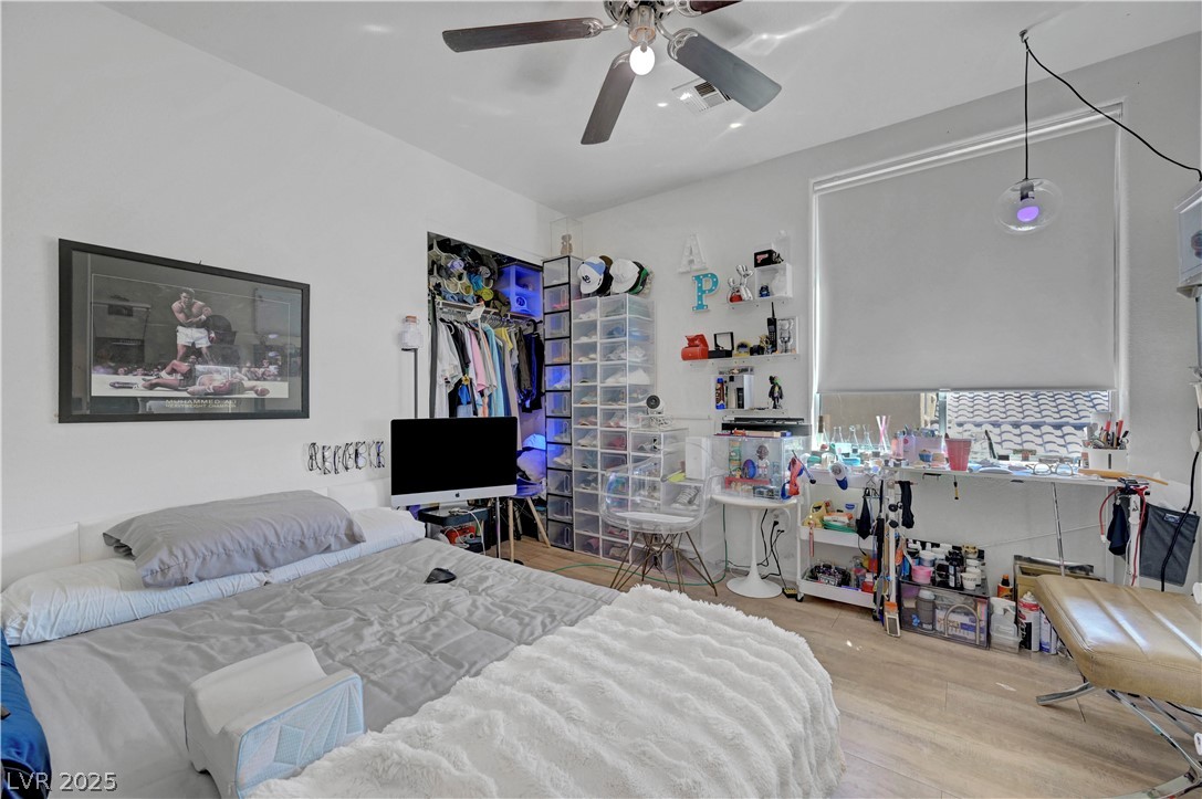 7384 Emerald Glow Street Las Vegas NV 89123