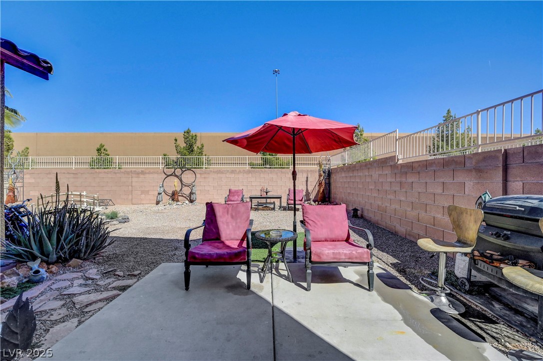 7384 Emerald Glow Street Las Vegas NV 89123