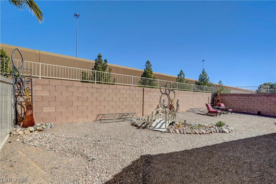 7384 Emerald Glow Street Las Vegas NV 89123
