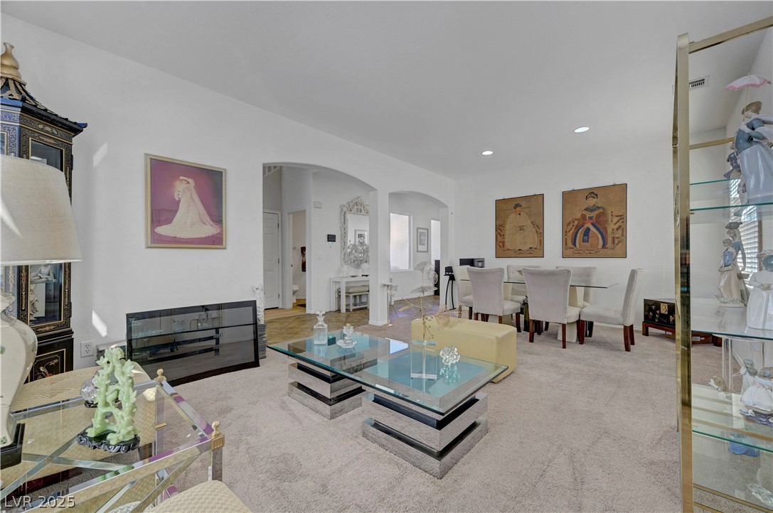7384 Emerald Glow Street Las Vegas NV 89123