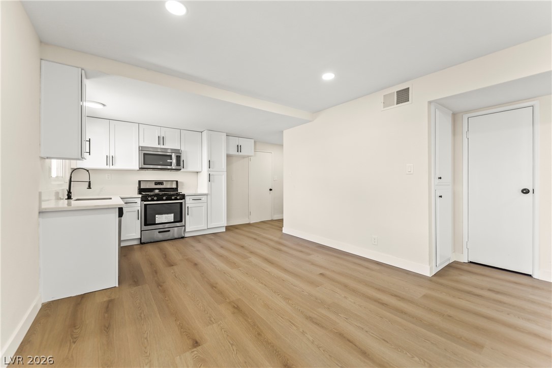 4417 Stacey Avenue Las Vegas NV 89108
