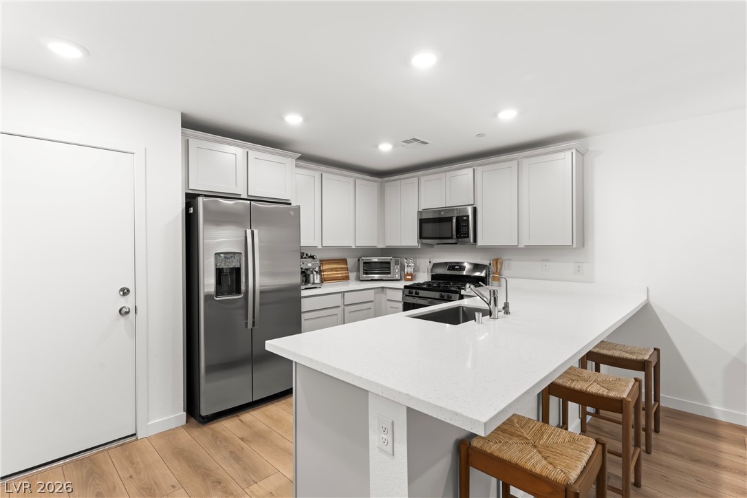 6308 Foxes Dale Street Las Vegas NV 89166