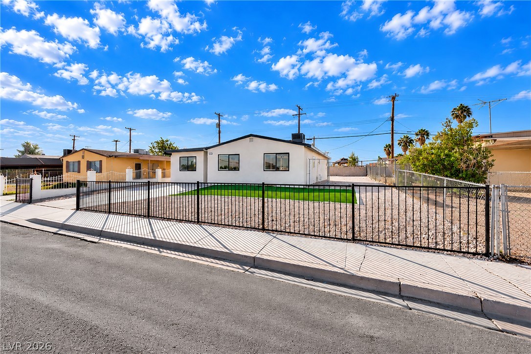 1941 West Cartier Avenue North Las Vegas NV 89032