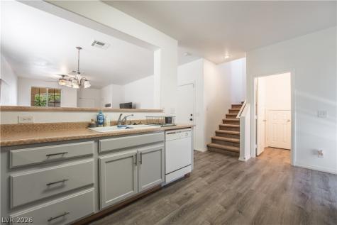 1228 Oak Village Avenue Las Vegas NV 89183
