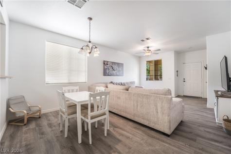 1228 Oak Village Avenue Las Vegas NV 89183