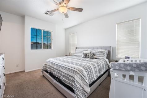 1228 Oak Village Avenue Las Vegas NV 89183