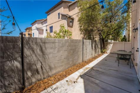 1228 Oak Village Avenue Las Vegas NV 89183
