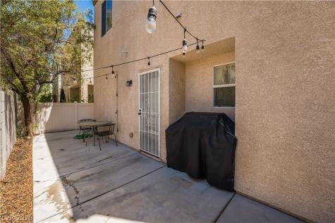 1228 Oak Village Avenue Las Vegas NV 89183
