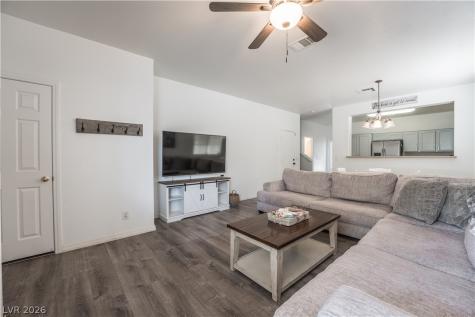 1228 Oak Village Avenue Las Vegas NV 89183