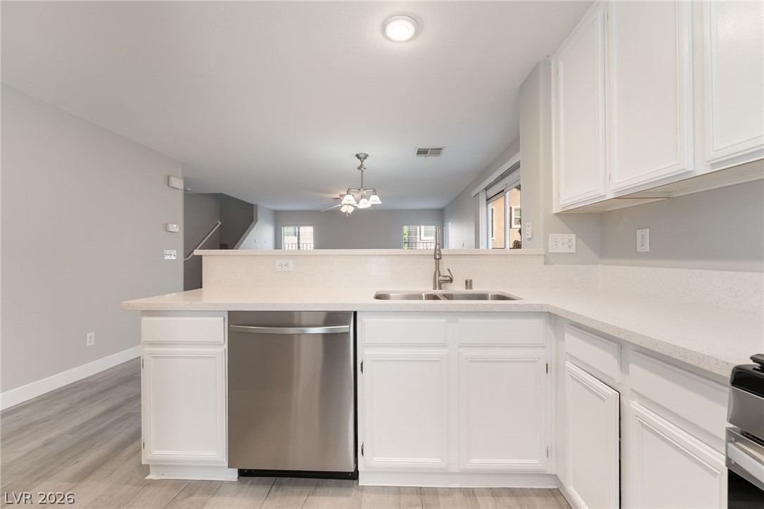 512 Swiss Cottage Avenue Las Vegas NV 89178