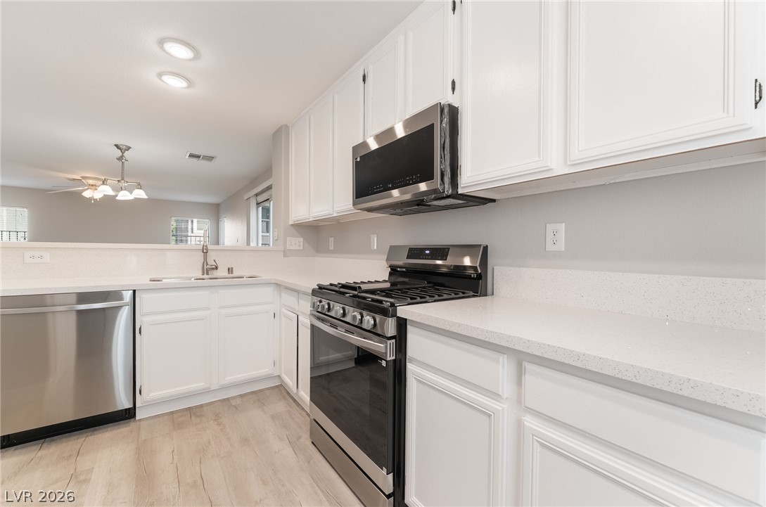 512 Swiss Cottage Avenue Las Vegas NV 89178