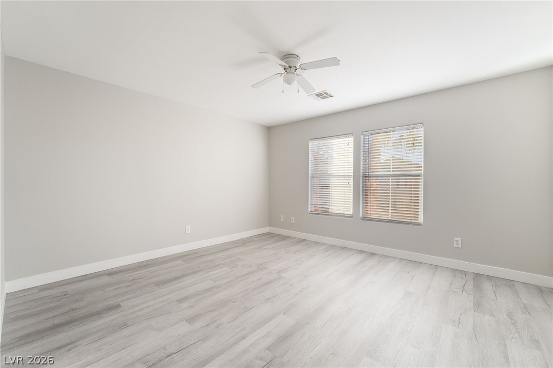 512 Swiss Cottage Avenue Las Vegas NV 89178