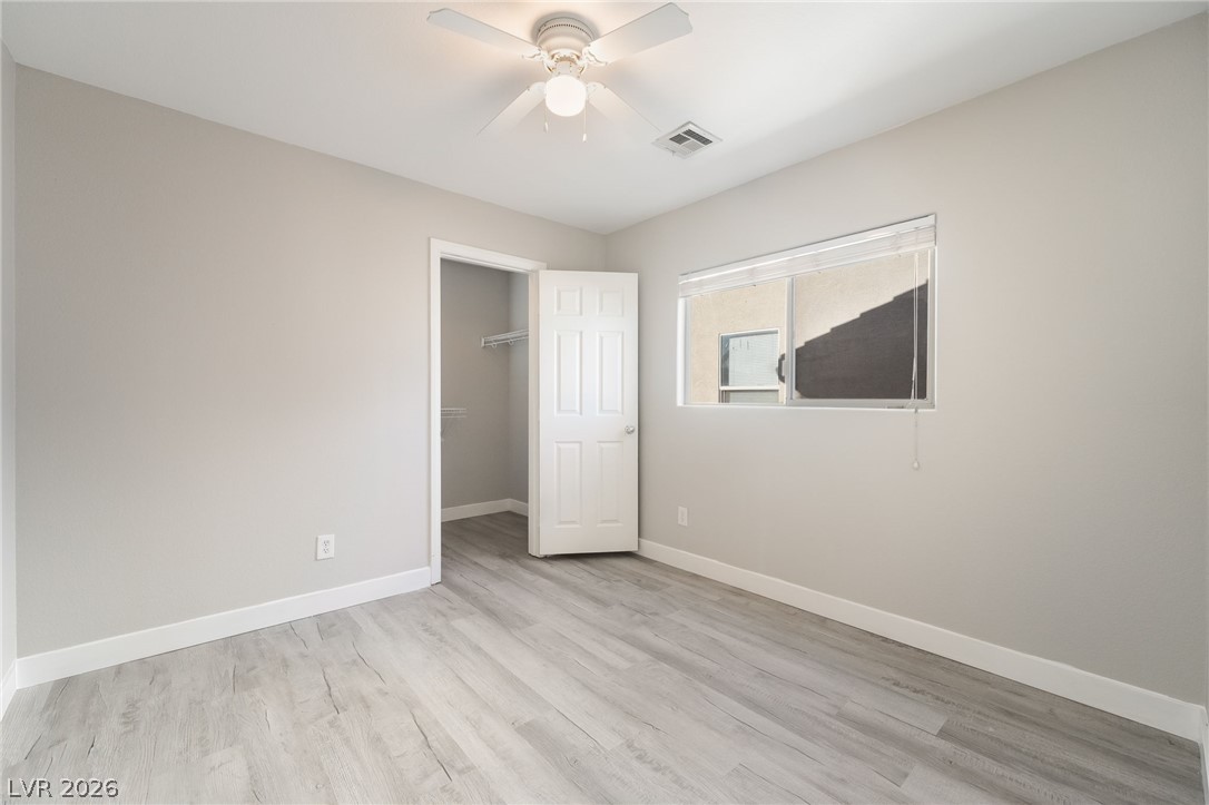 512 Swiss Cottage Avenue Las Vegas NV 89178