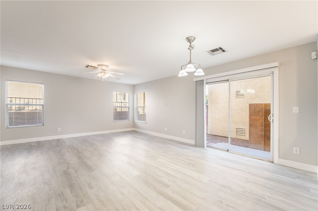 512 Swiss Cottage Avenue Las Vegas NV 89178