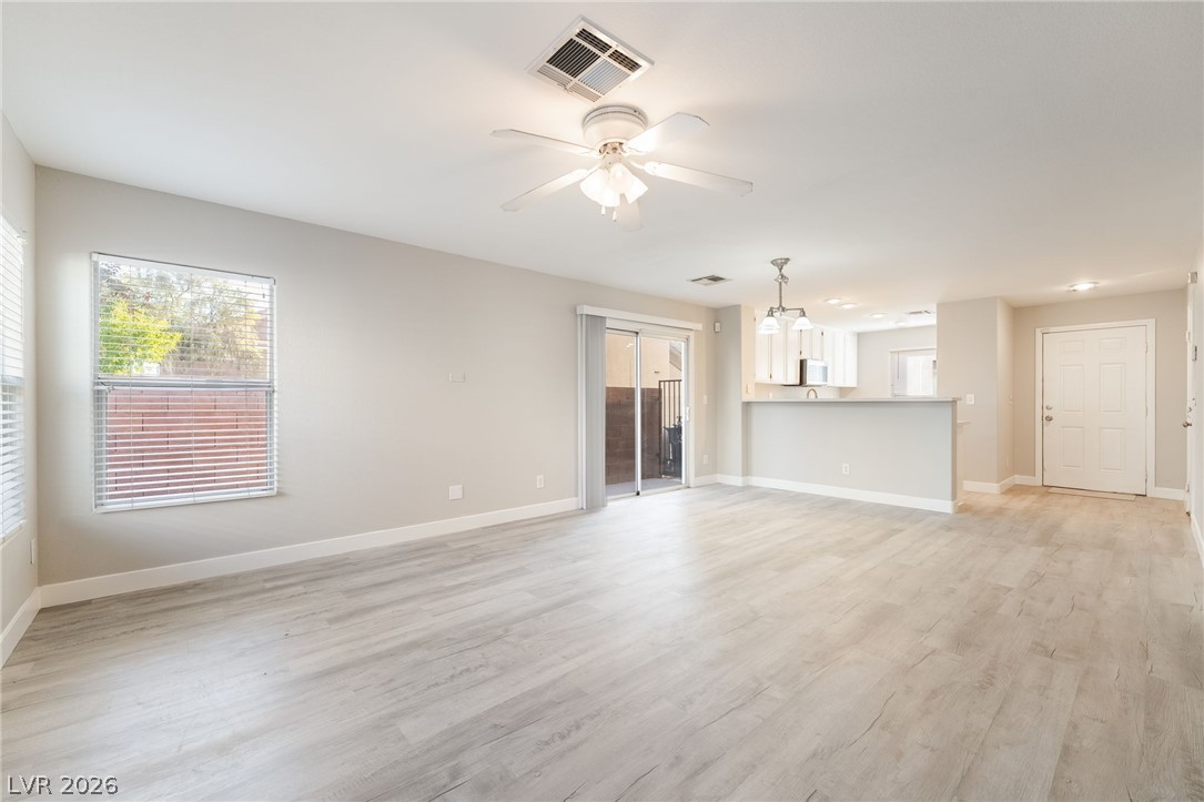 512 Swiss Cottage Avenue Las Vegas NV 89178