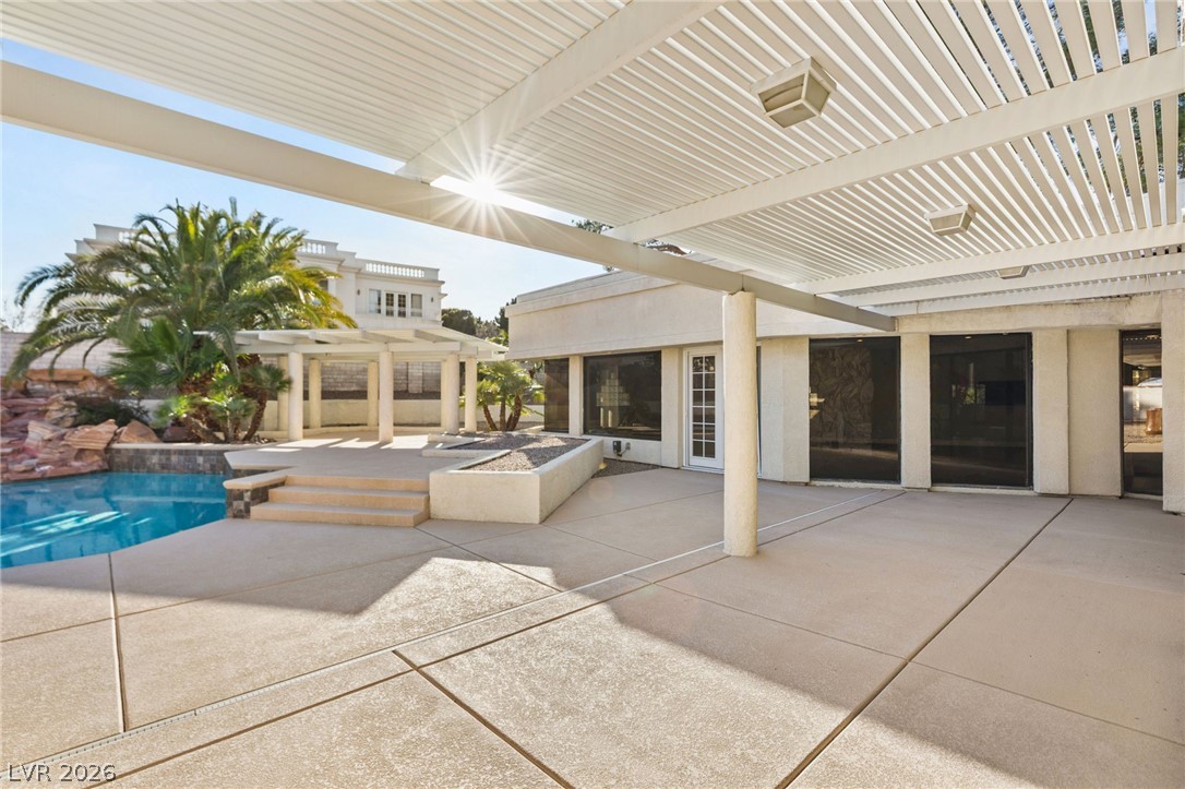 13 Dovetail Circle Henderson NV 89014