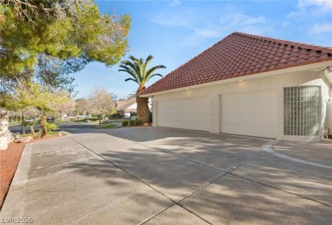 13 Dovetail Circle Henderson NV 89014