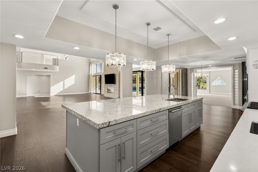 13 Dovetail Circle Henderson NV 89014