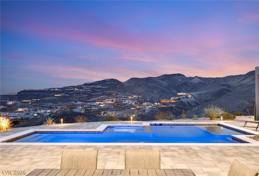 668 Dragon Peak Drive Henderson NV 89012