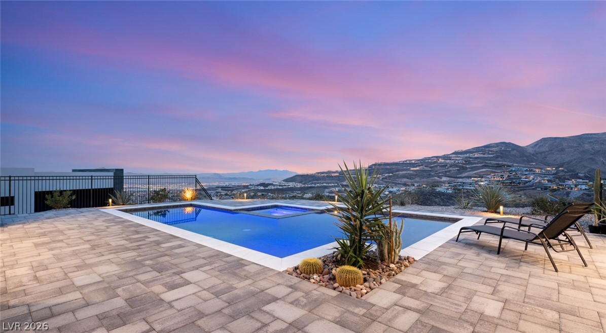 668 Dragon Peak Drive Henderson NV 89012