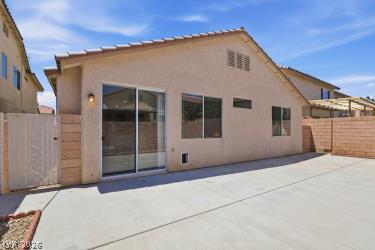 8472 Indigo Harbor Avenue Las Vegas NV 89117