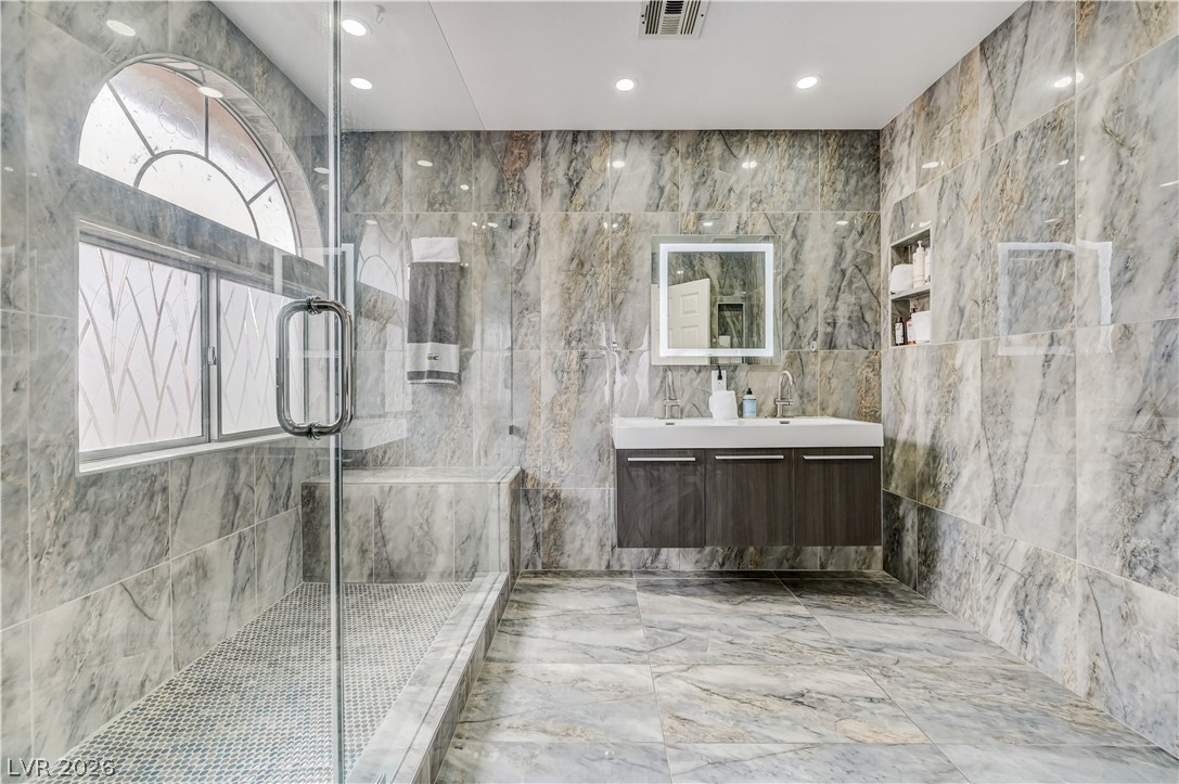 8348 Brittany Harbor Drive Las Vegas NV 89128