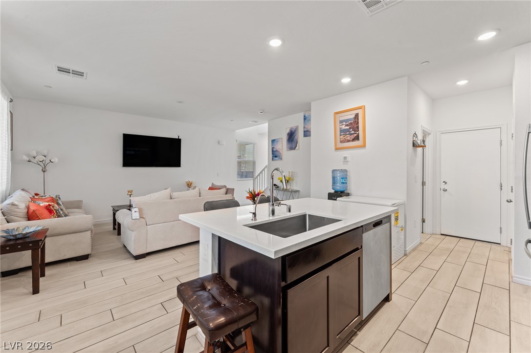 8879 Roadrunner Ravine Street Las Vegas NV 89166