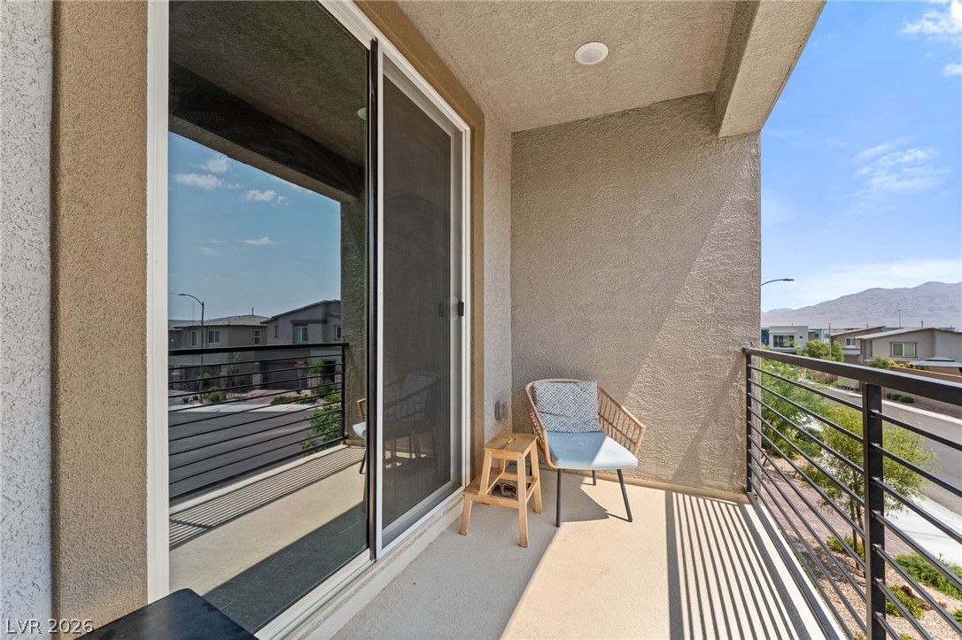 8879 Roadrunner Ravine Street Las Vegas NV 89166