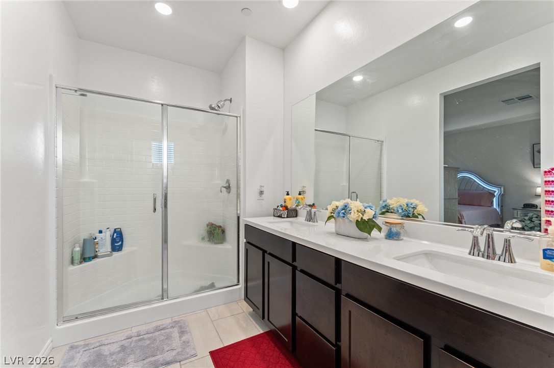 8879 Roadrunner Ravine Street Las Vegas NV 89166