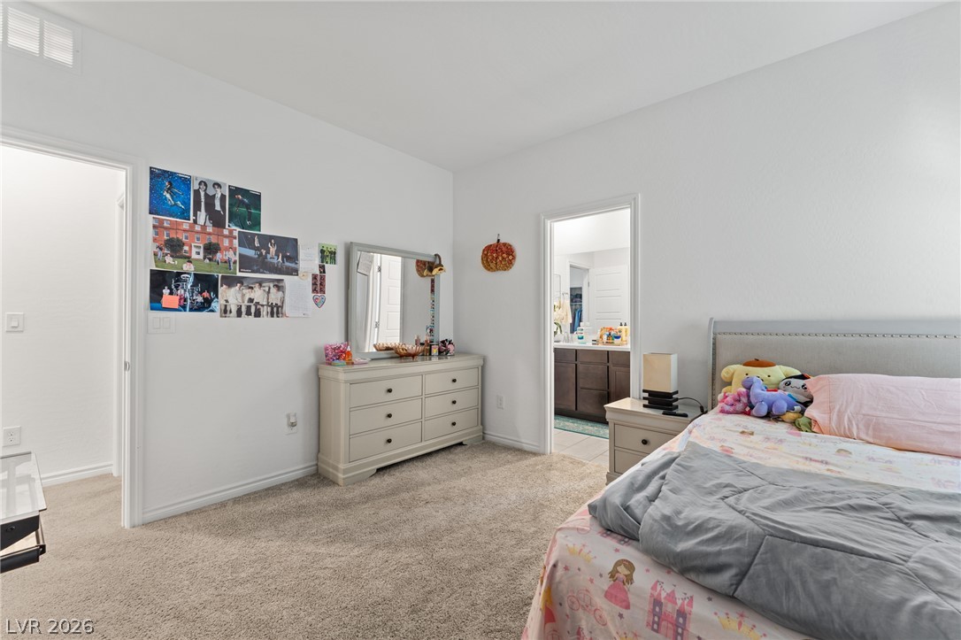8879 Roadrunner Ravine Street Las Vegas NV 89166
