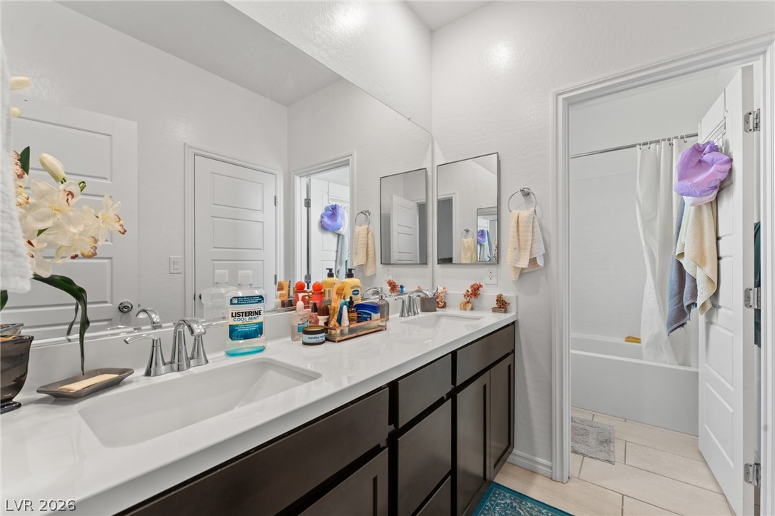 8879 Roadrunner Ravine Street Las Vegas NV 89166