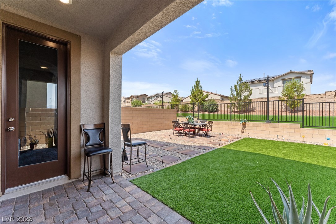 8879 Roadrunner Ravine Street Las Vegas NV 89166
