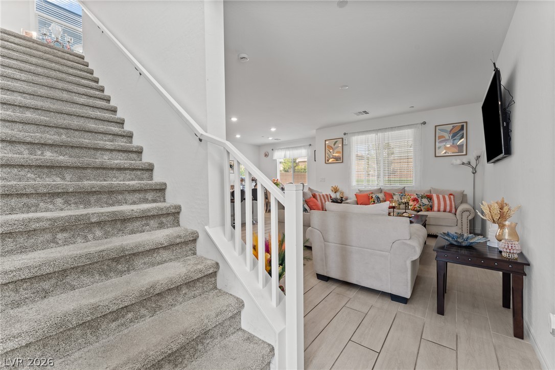 8879 Roadrunner Ravine Street Las Vegas NV 89166