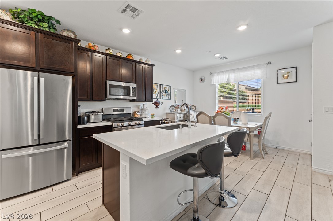 8879 Roadrunner Ravine Street Las Vegas NV 89166