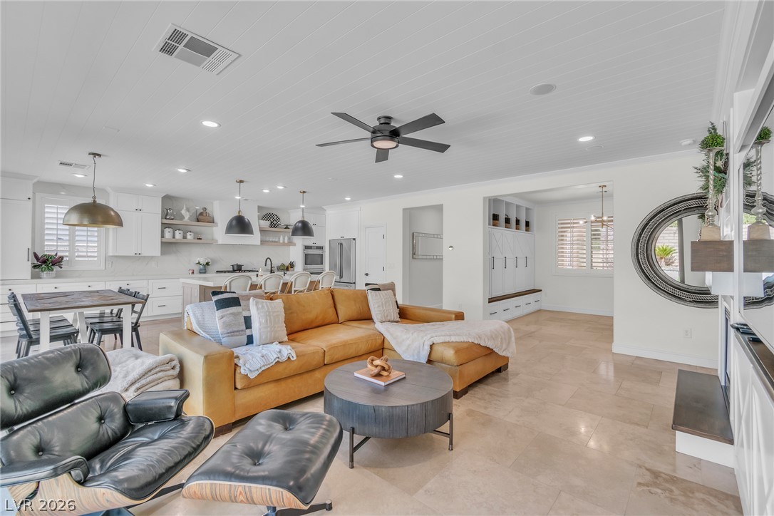 896 Las Palomas Drive Las Vegas NV 89138
