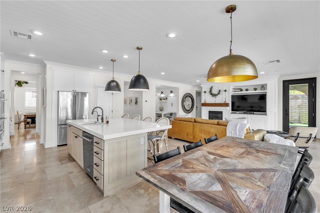 896 Las Palomas Drive Las Vegas NV 89138