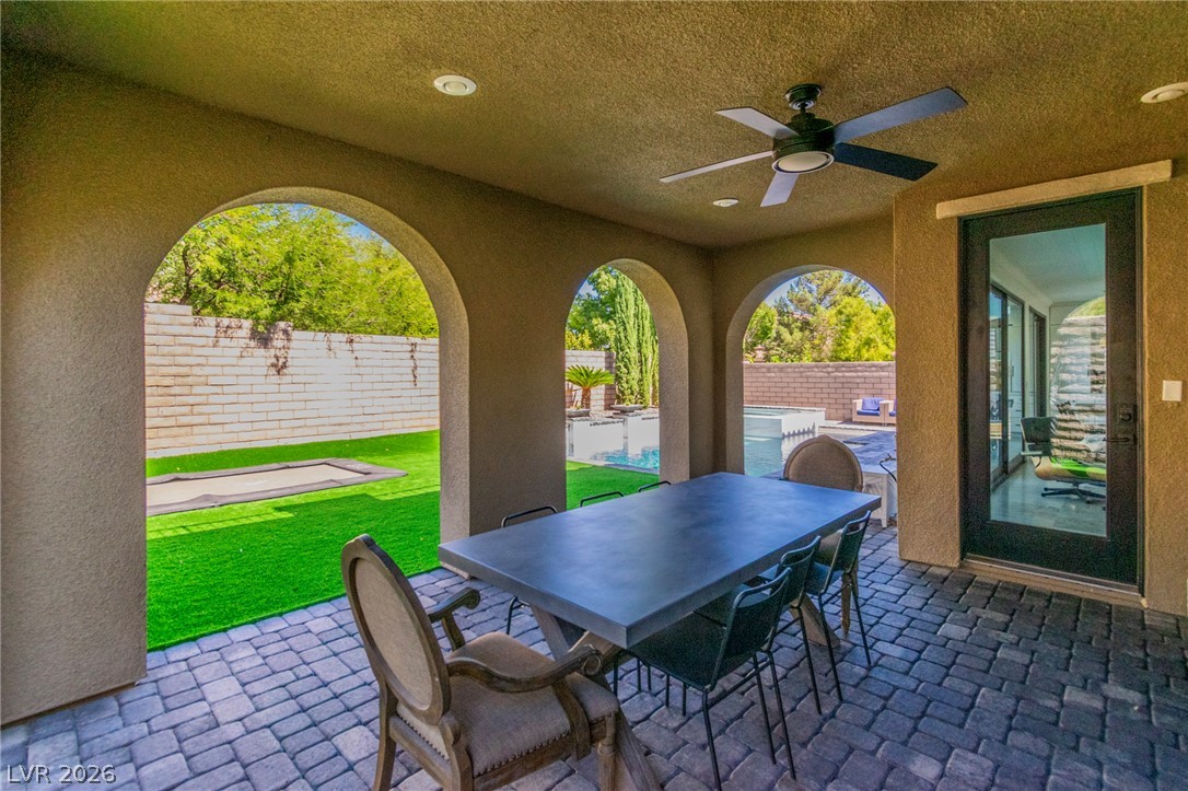 896 Las Palomas Drive Las Vegas NV 89138