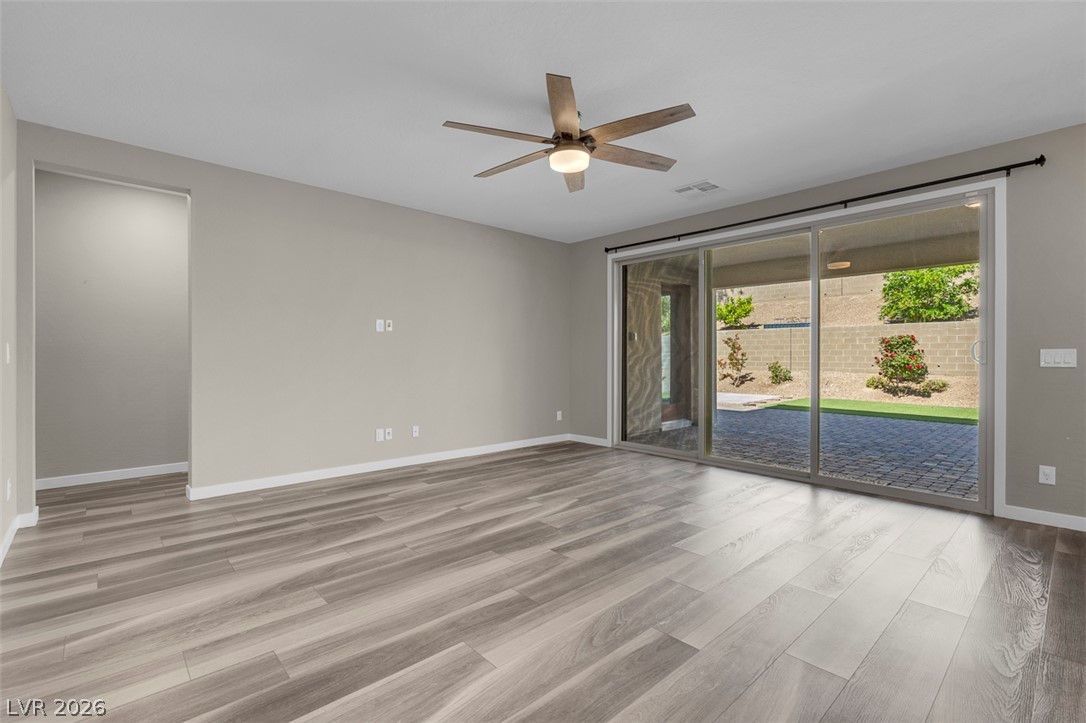 12440 Pine Bend Avenue Las Vegas NV 89138