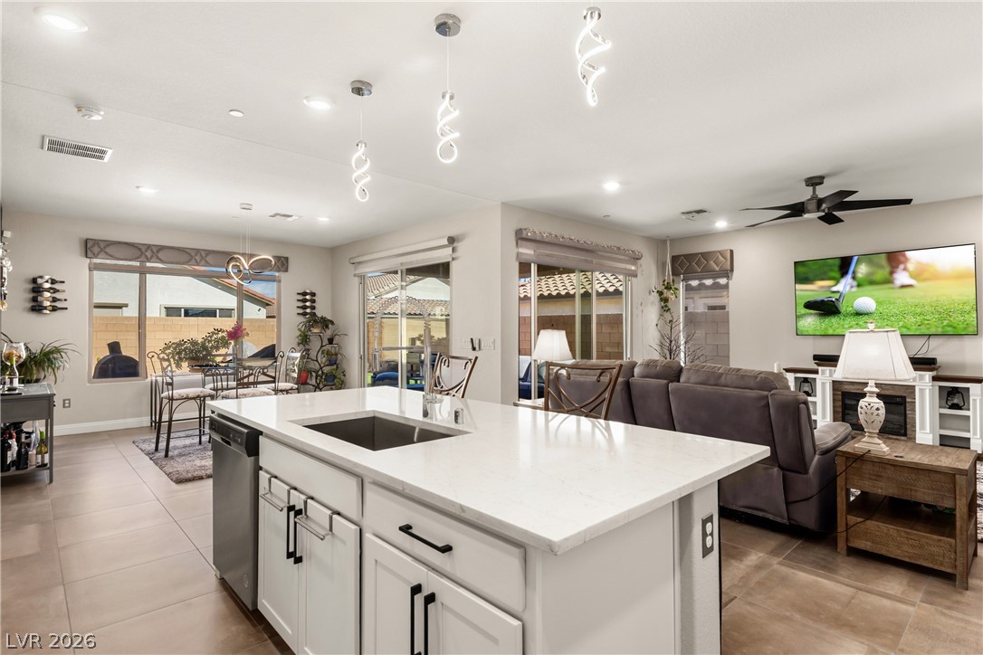 10934 Delparke Valley Avenue Las Vegas NV 89166